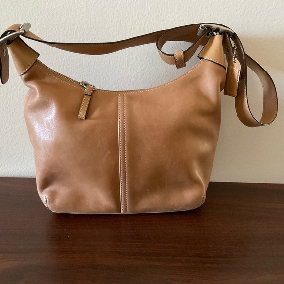 Tan Coach purse - Picture 1 of 5
